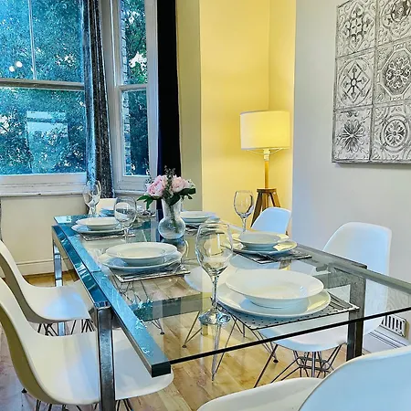 2 Bedroom Flat In Central Londres Extérieur photo