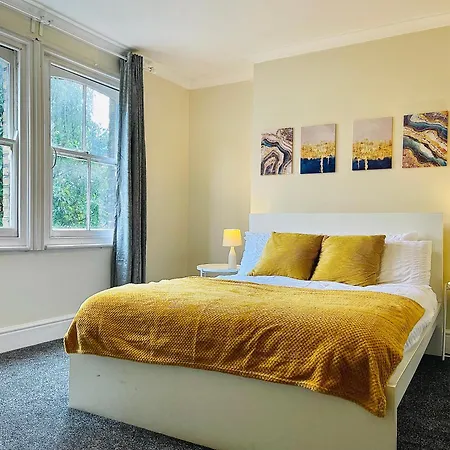 2 Bedroom Flat In Central Londres Extérieur photo