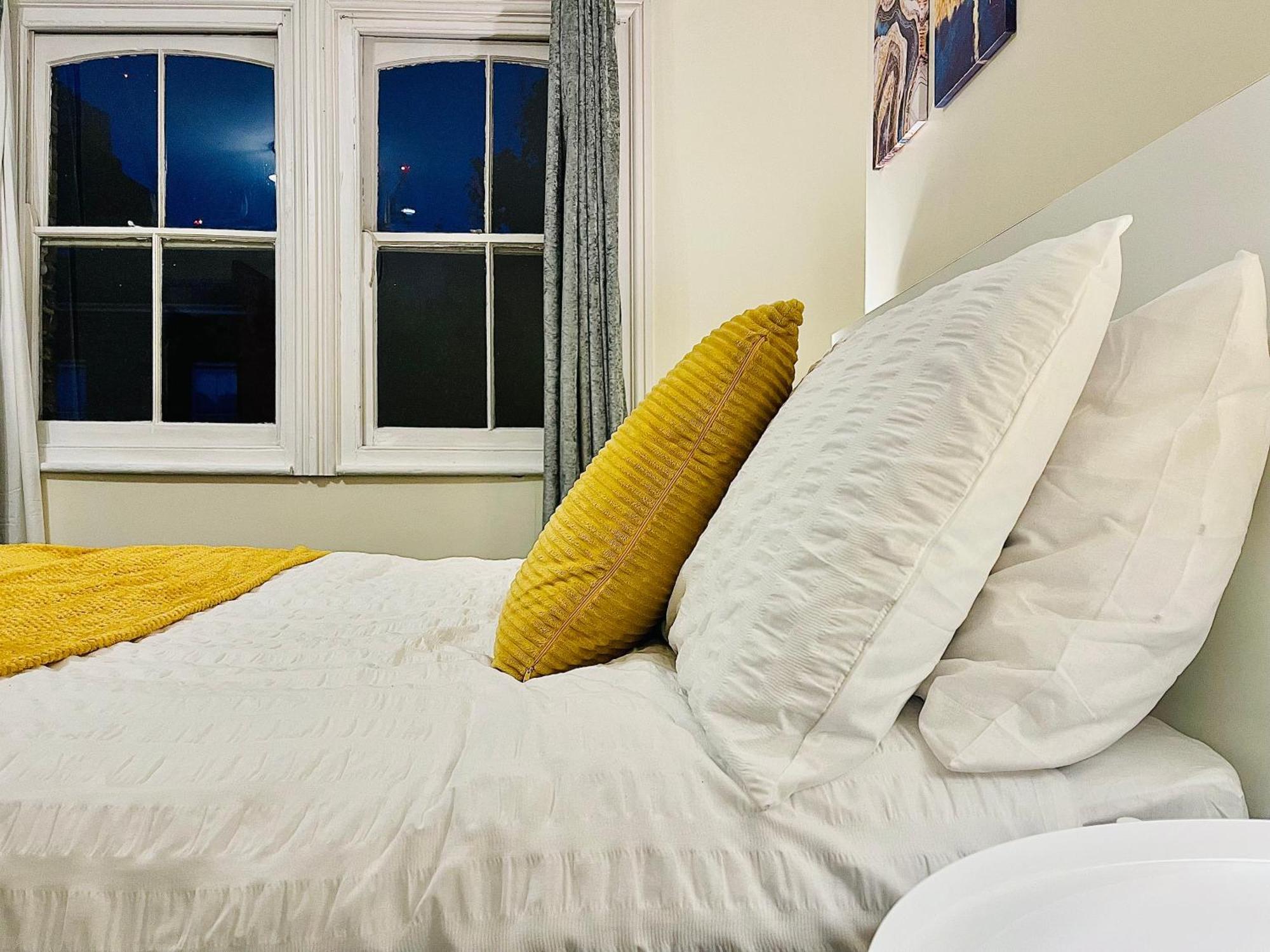 2 Bedroom Flat In Апартаменты